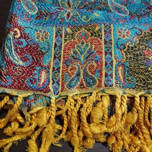 Very large silk print woven scarf